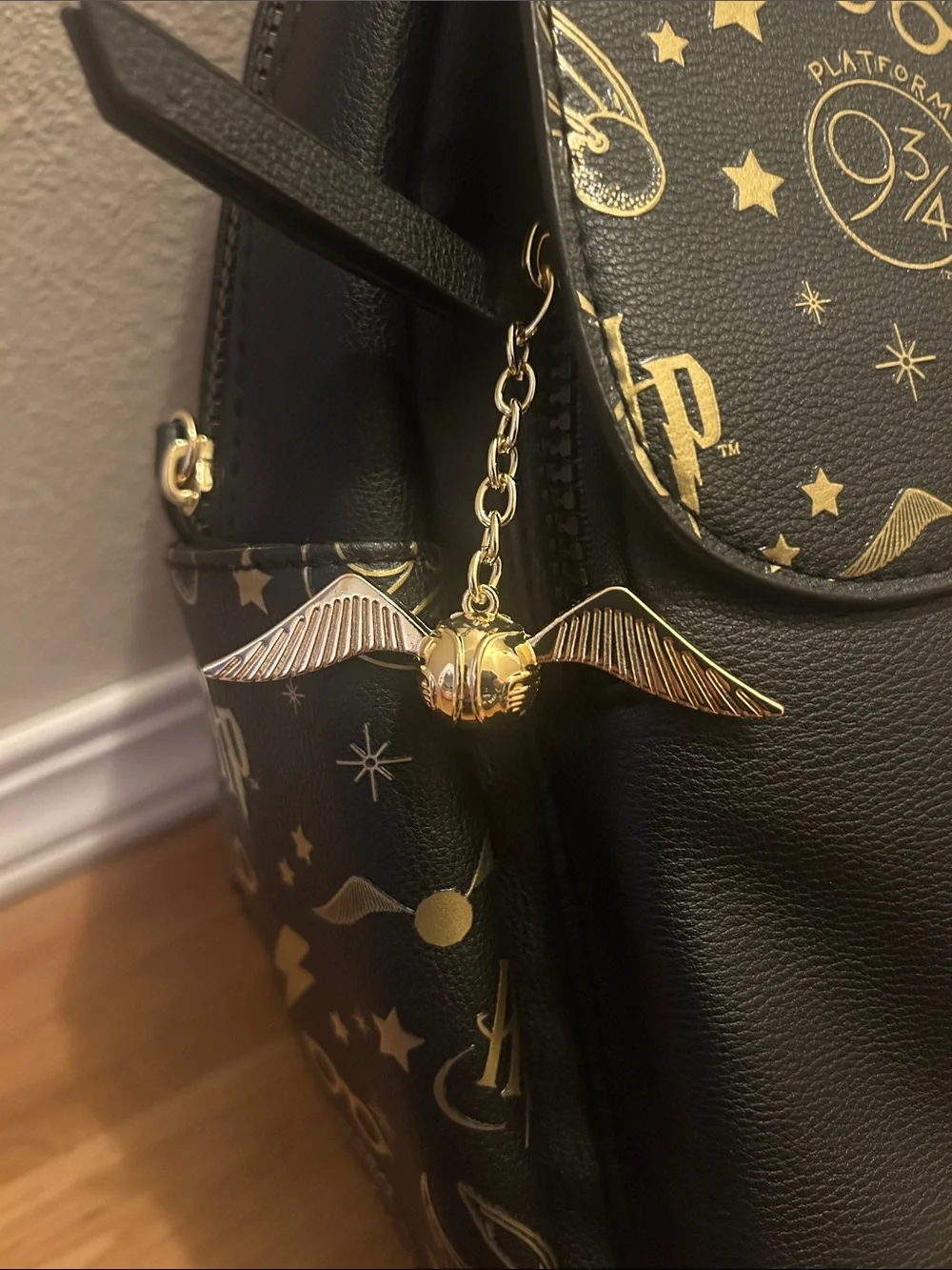 NWT Harry Potter Black & Gold Backpack